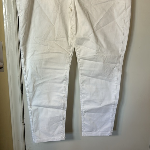 White curve appeal jegging - Picture 3 of 11